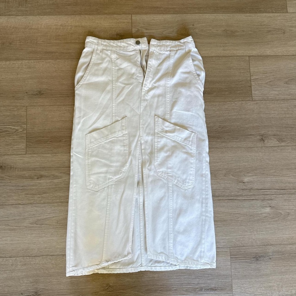Zara White Midi Skirt with Pockets